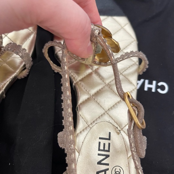 Chanel gold camellia sandals size 38.5 - Picture 14 of 14